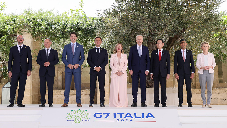 Group of eleven leaders at G7 ITALIA 2024