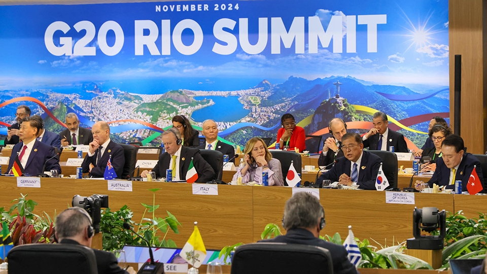 The G20 Rio Summit is in progress, featuring global leaders discussing economic and political issues.